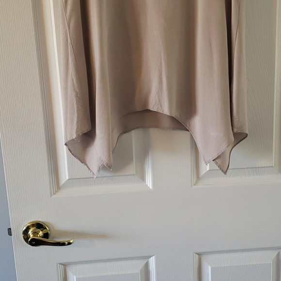 Spense Tunic - Picture 4 of 6